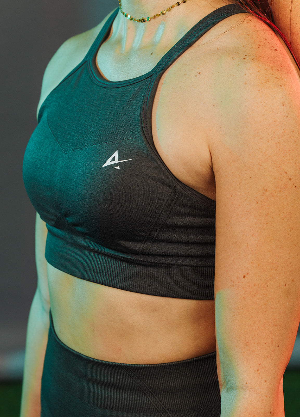 Form sport bra