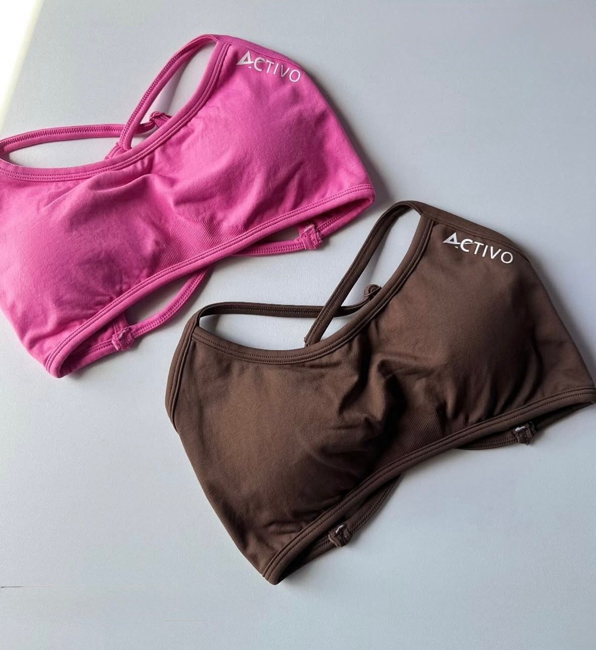 Criss cross sport bra