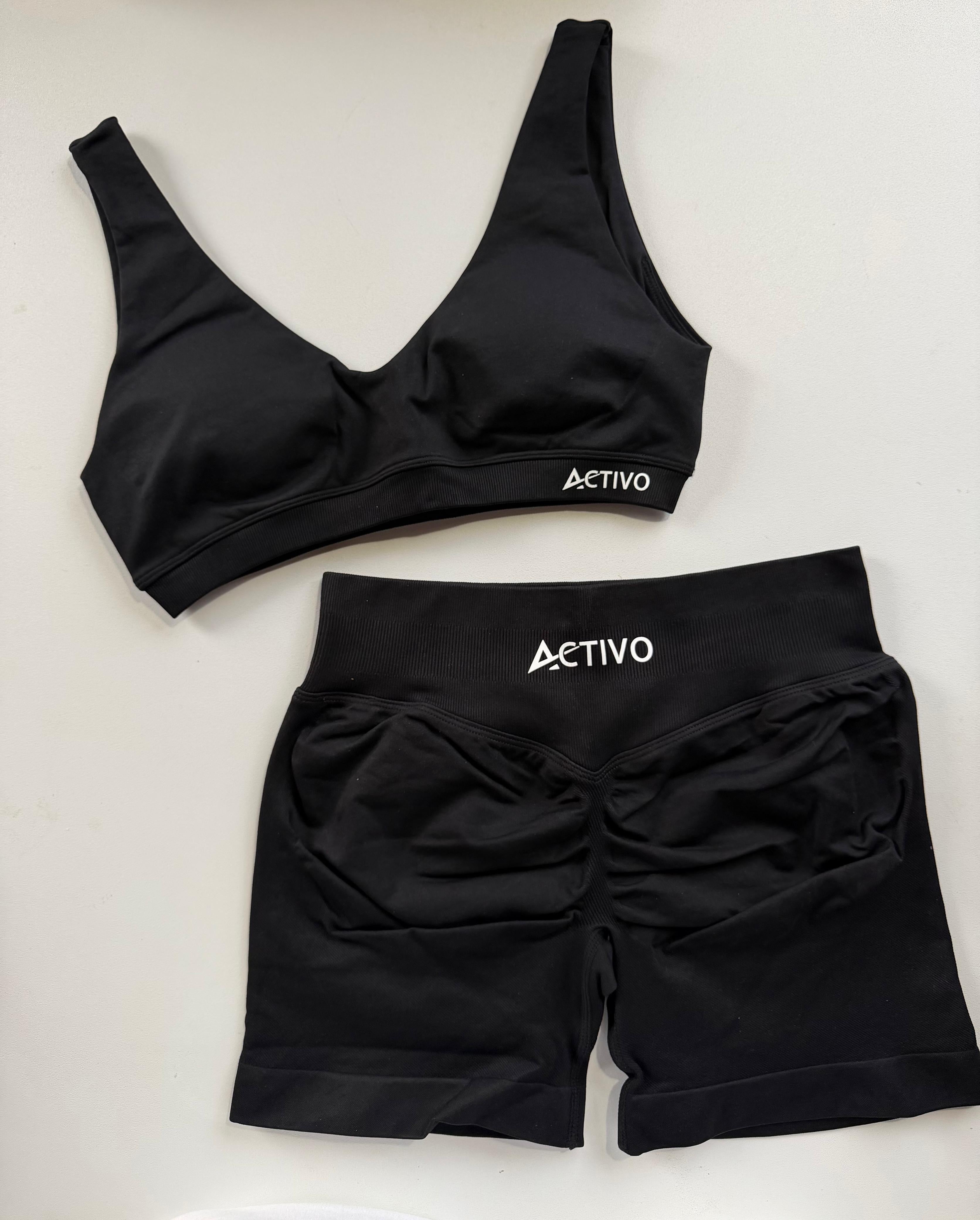 Vital mid-waist short