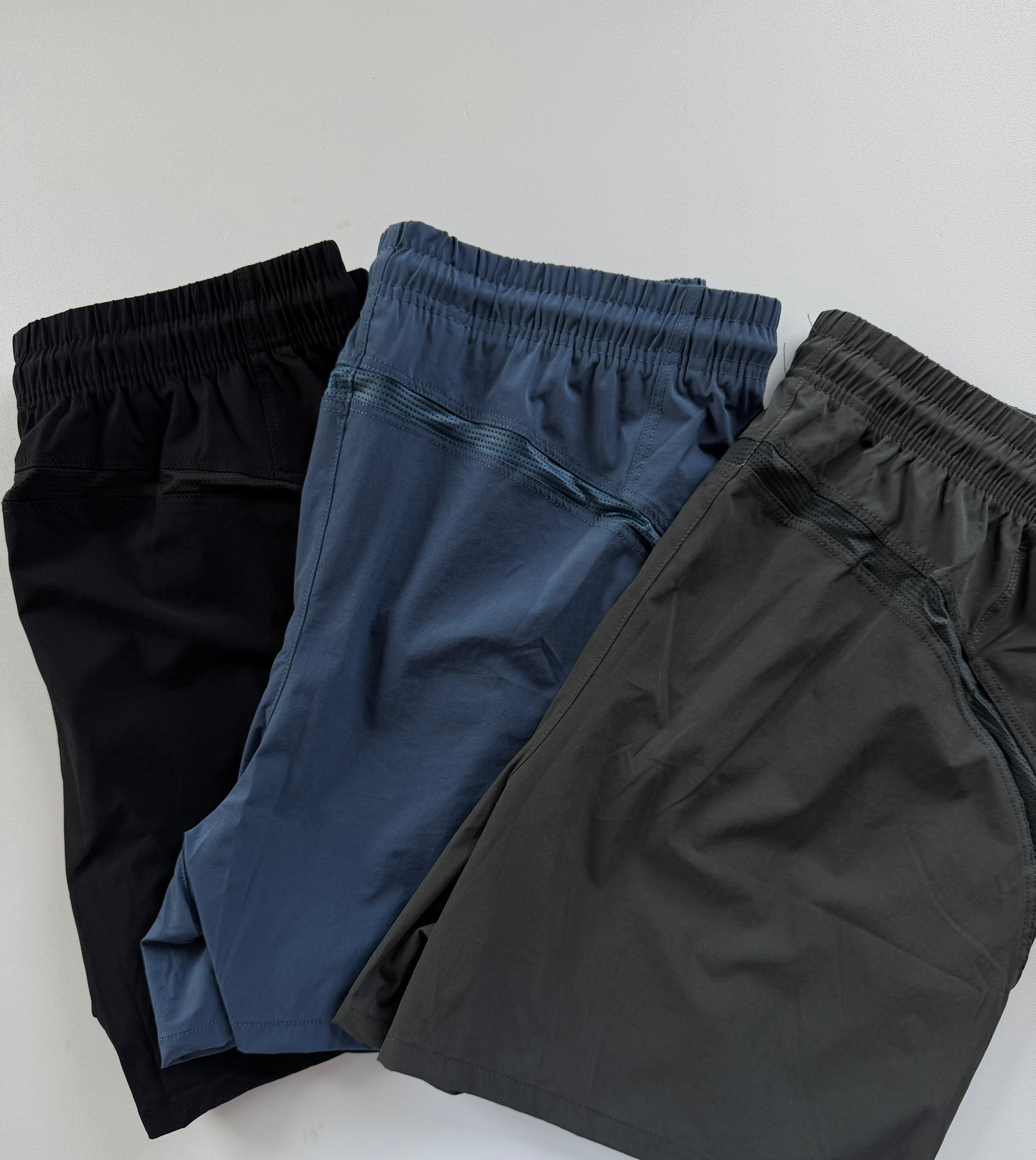 Men’s unlined short