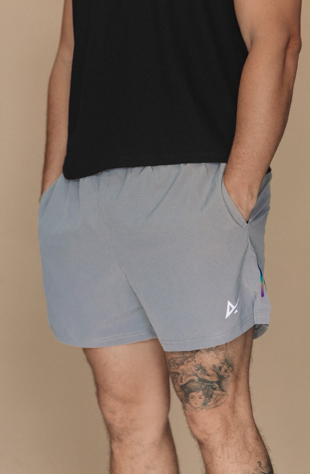 Pursuit men short