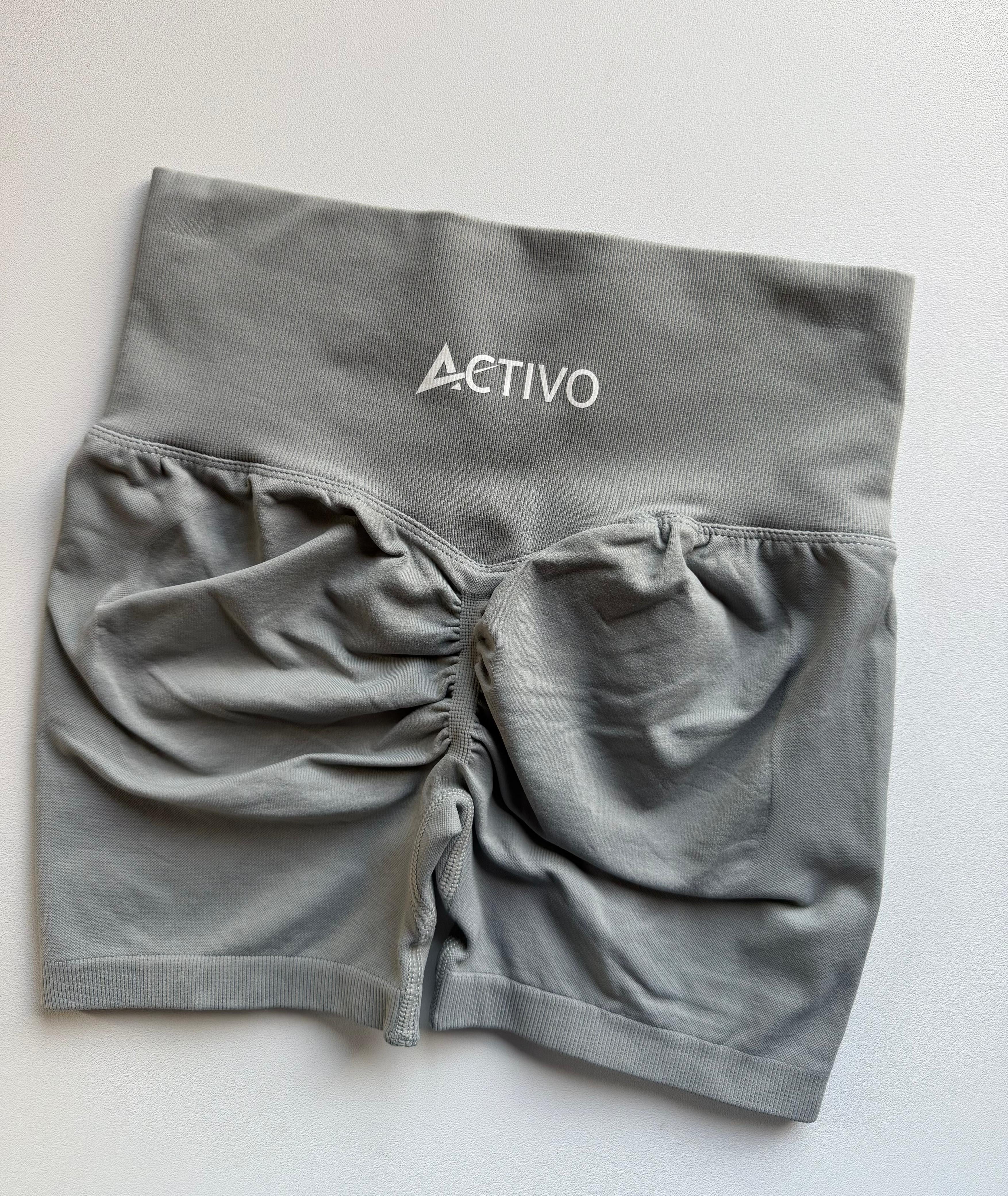 High-waist short
