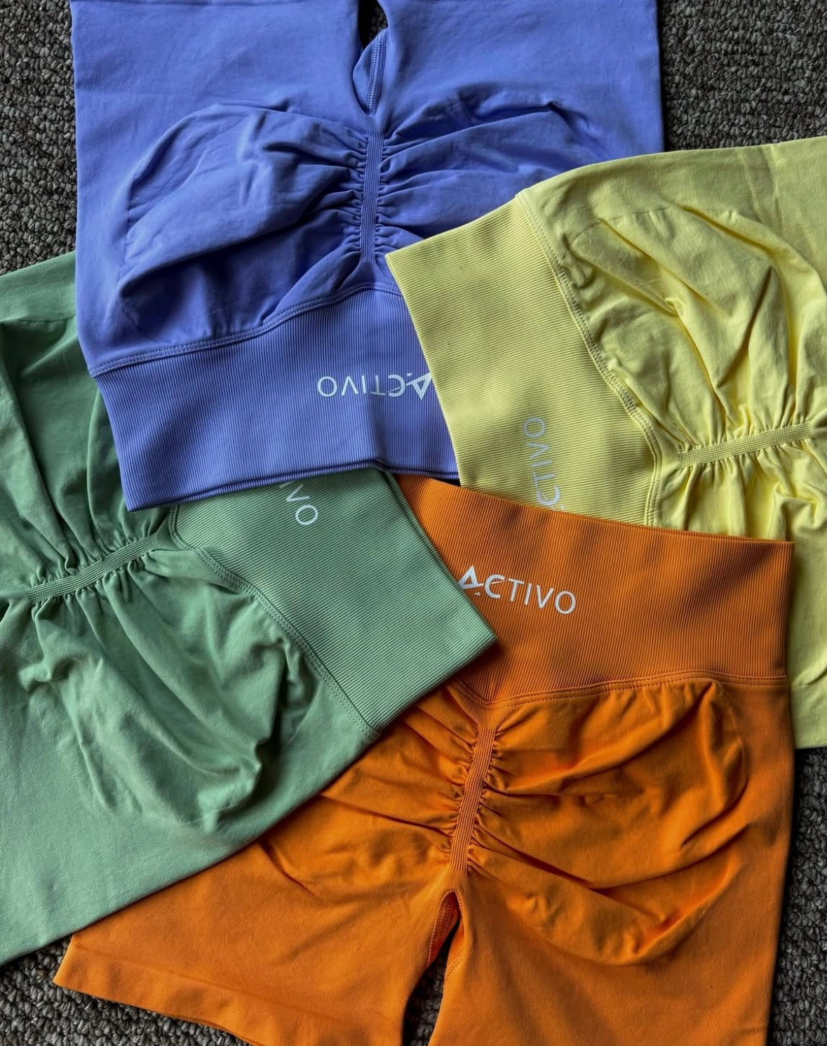 Activo high-waist shorts