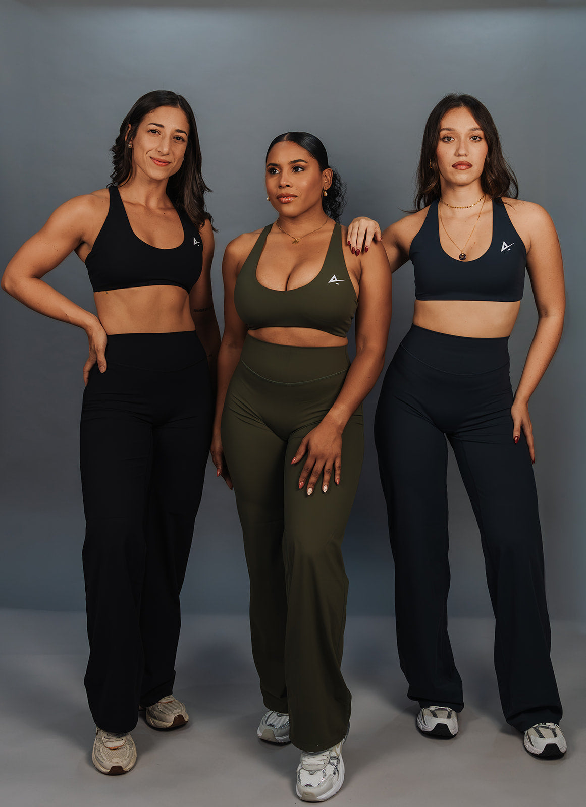 Pure motion wide-leg leggings