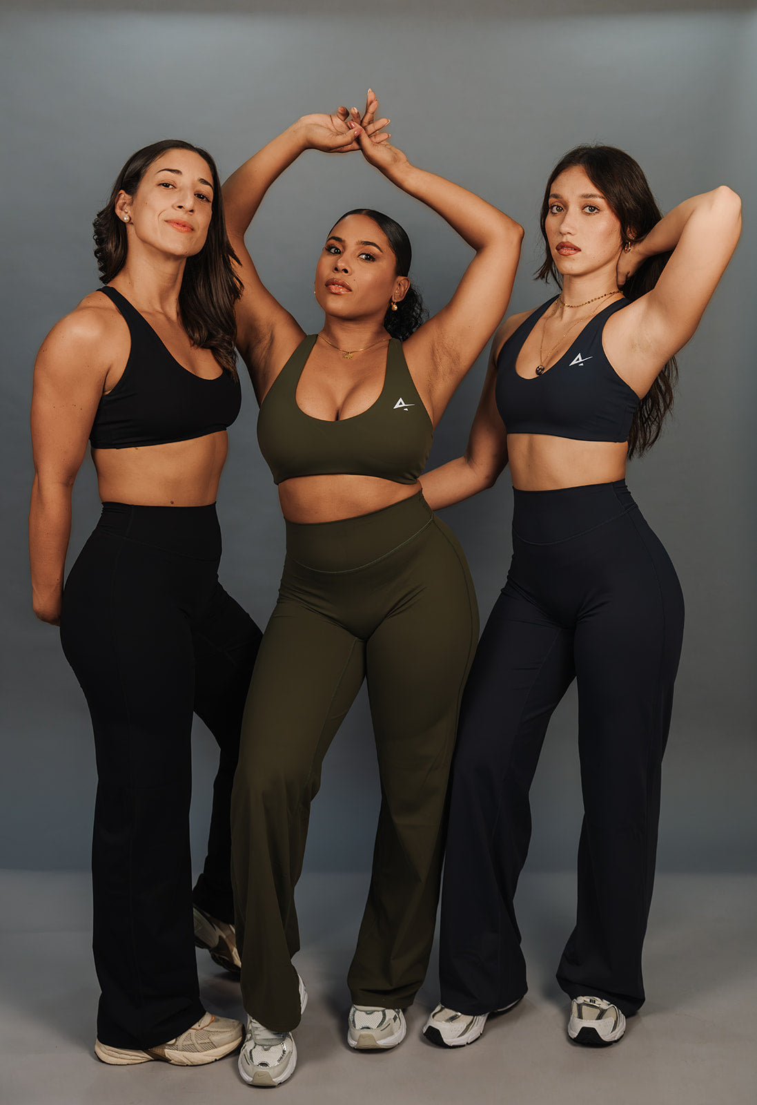 Pure motion wide-leg leggings