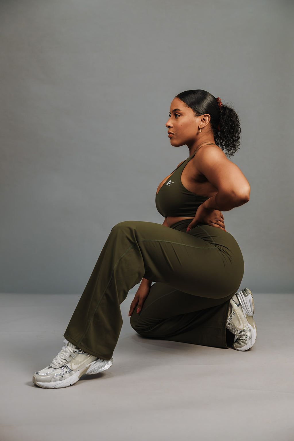 Pure motion wide-leg leggings