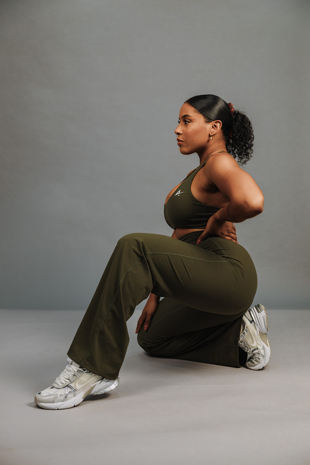 Pure motion wide-leg leggings