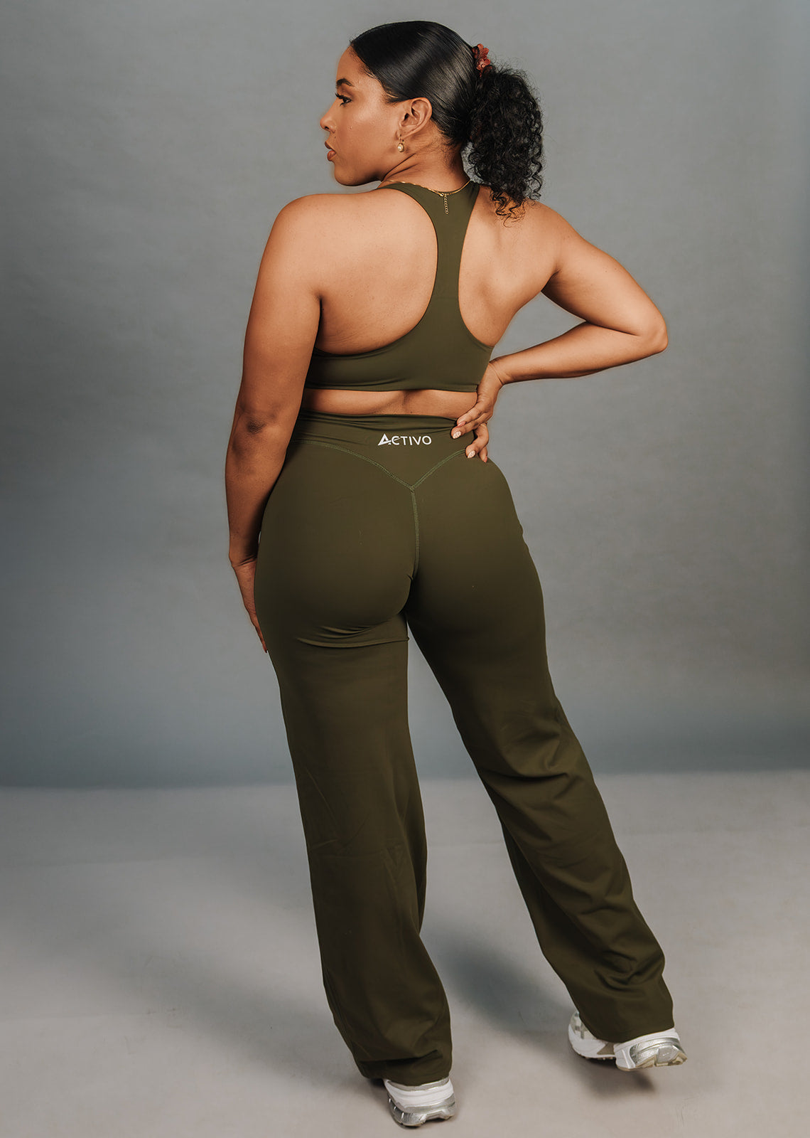Pure motion wide-leg leggings