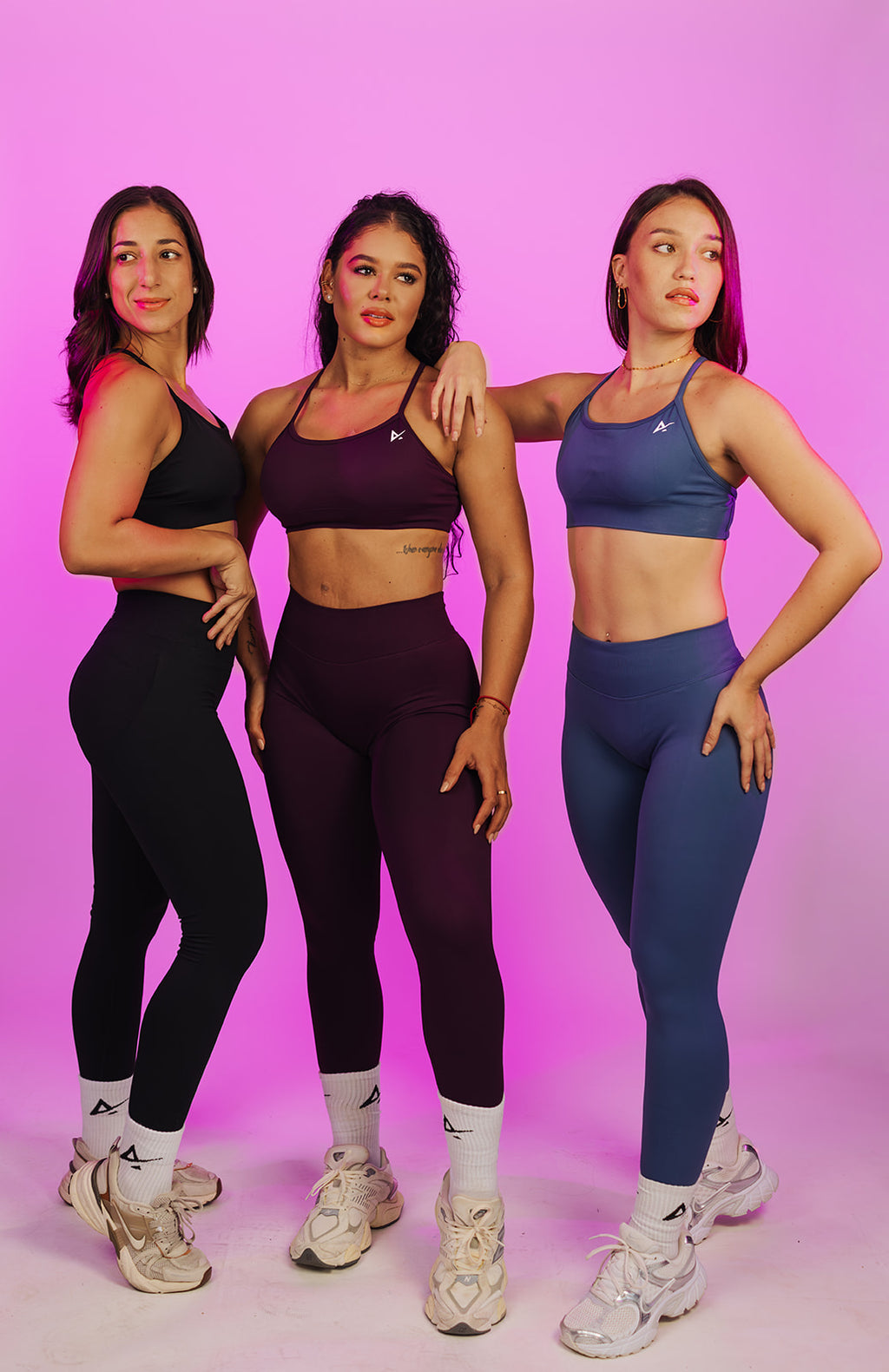 Essential criss cross sport bra