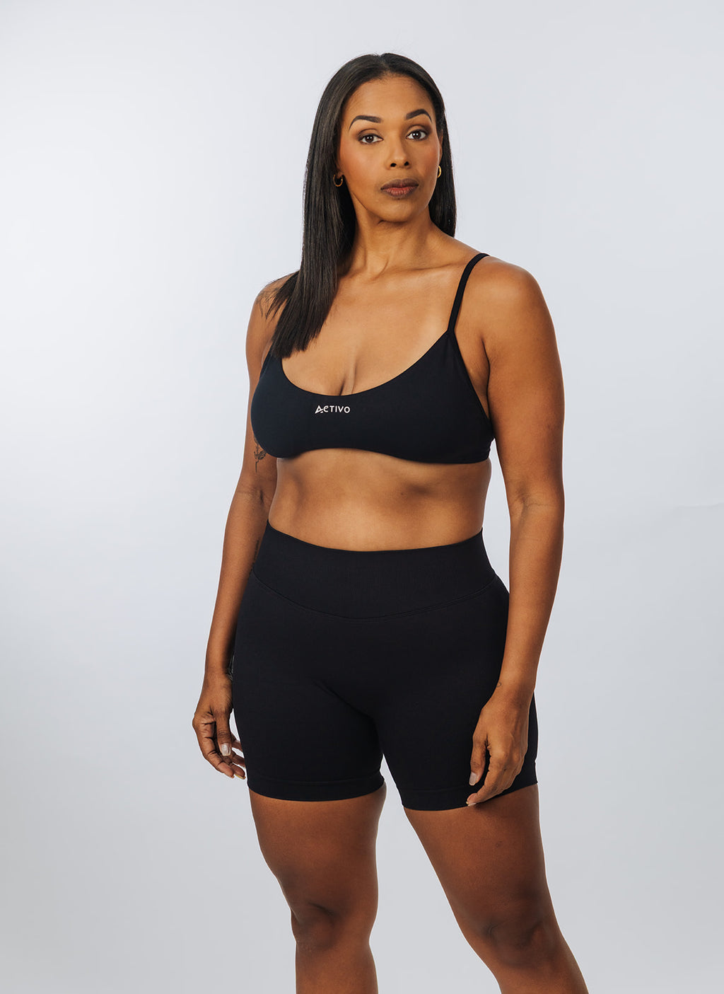 Viva mid-waist short