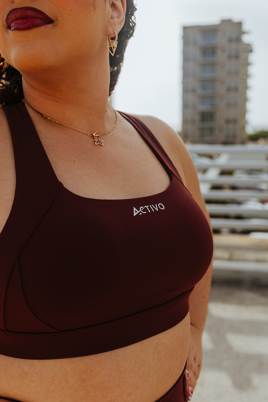 Curve sport bra