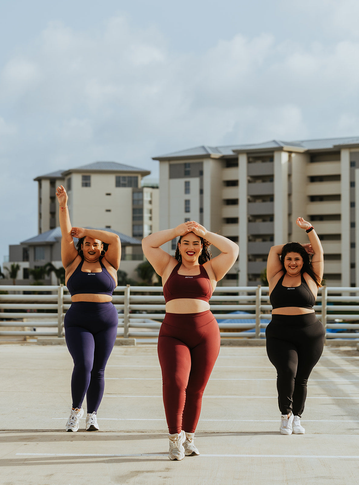 Curve sport bra